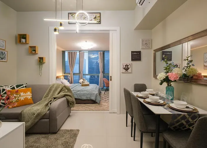 Modern & Stylish At One Uptown Manila