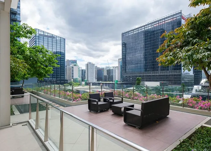 Modern & Stylish At One Uptown Manila